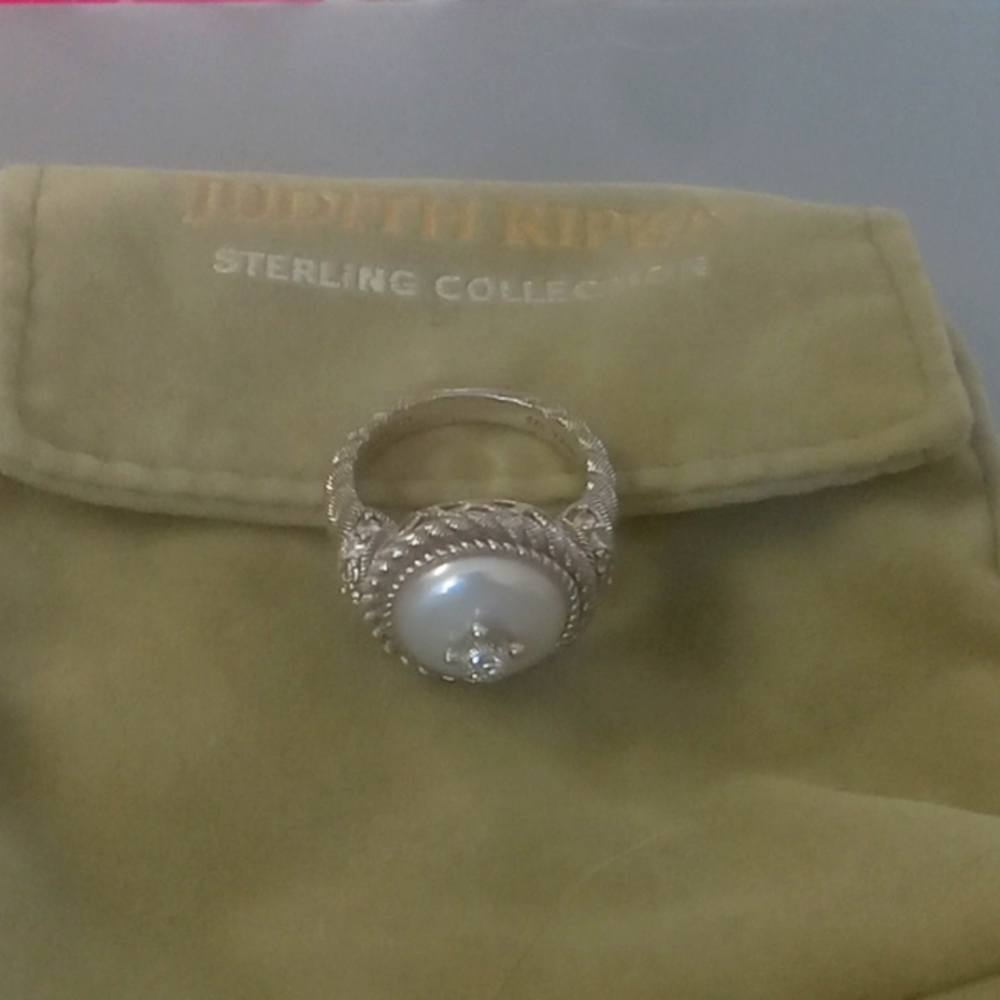 Sterling pearl ring